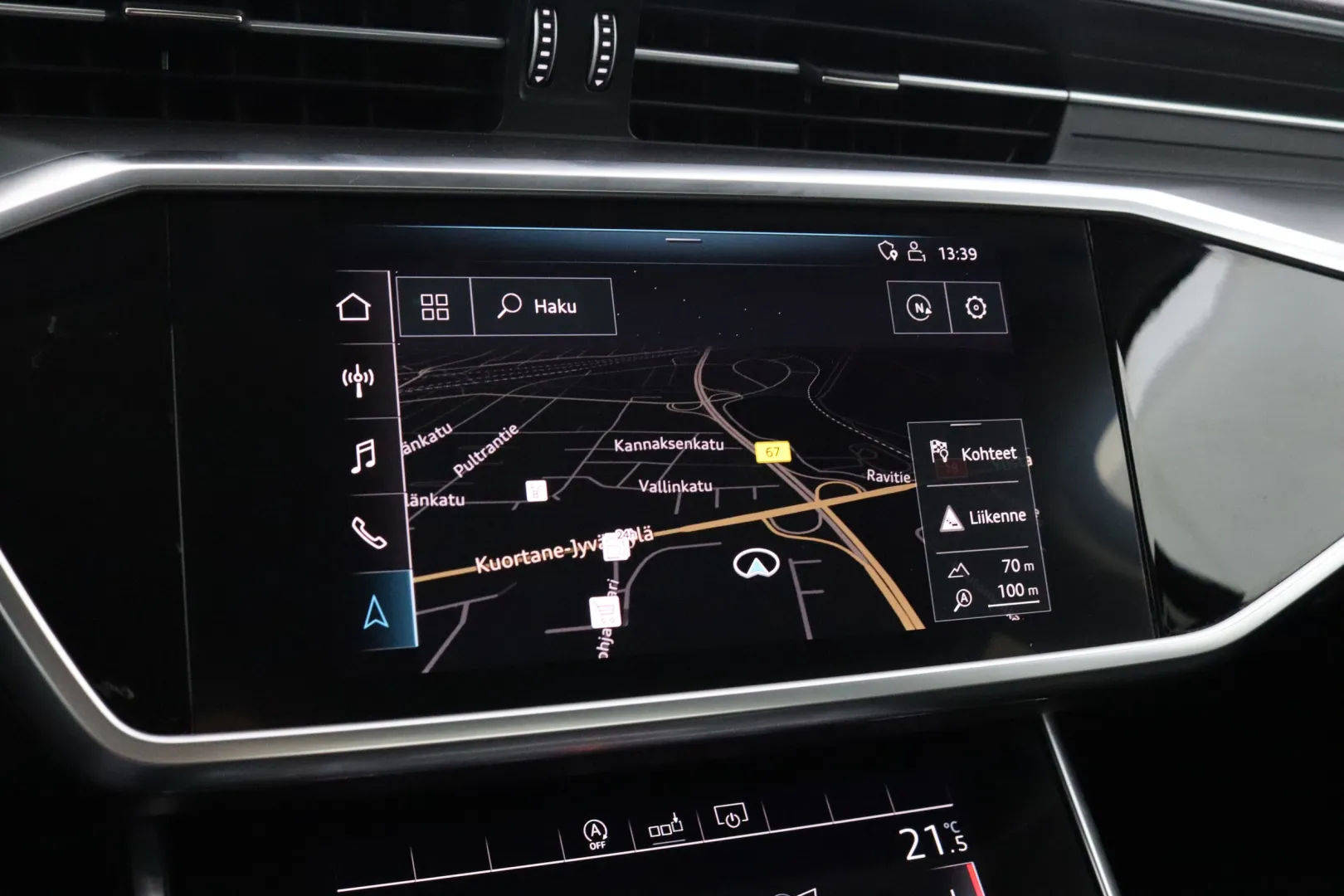 AUDI A6 XPC-534 carousel image