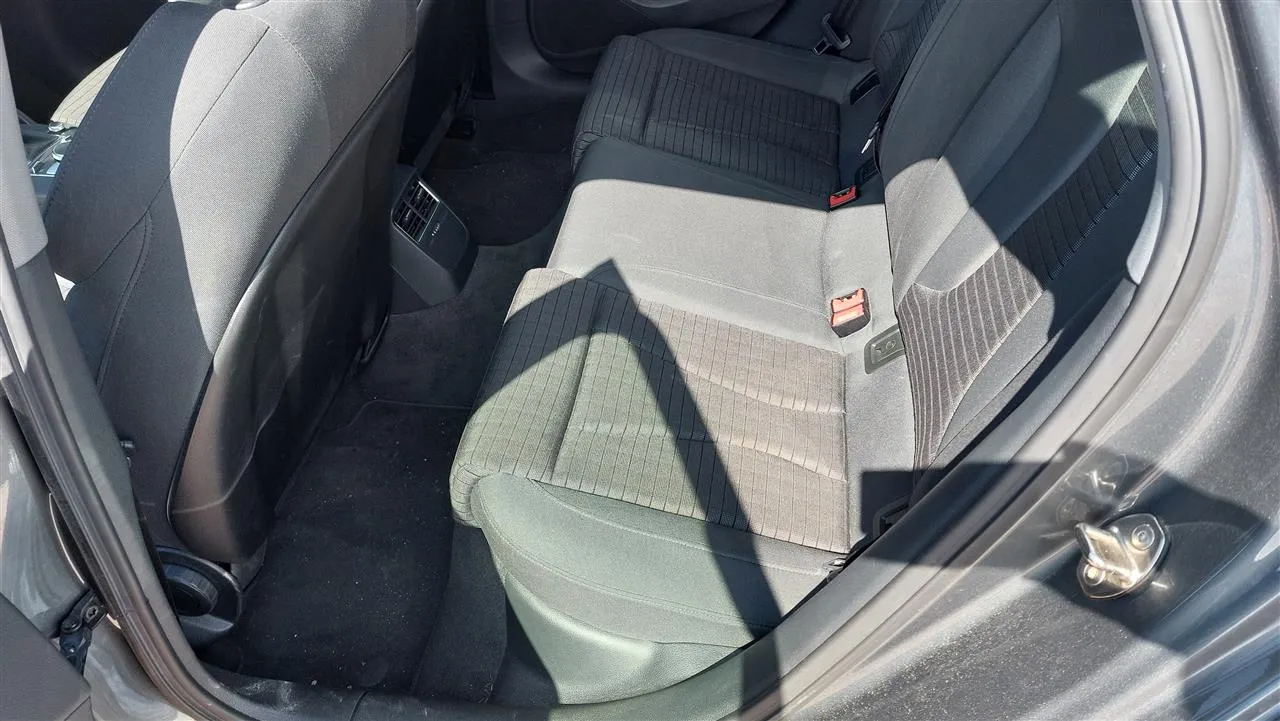 AUDI e-tron IPM-674 carousel image