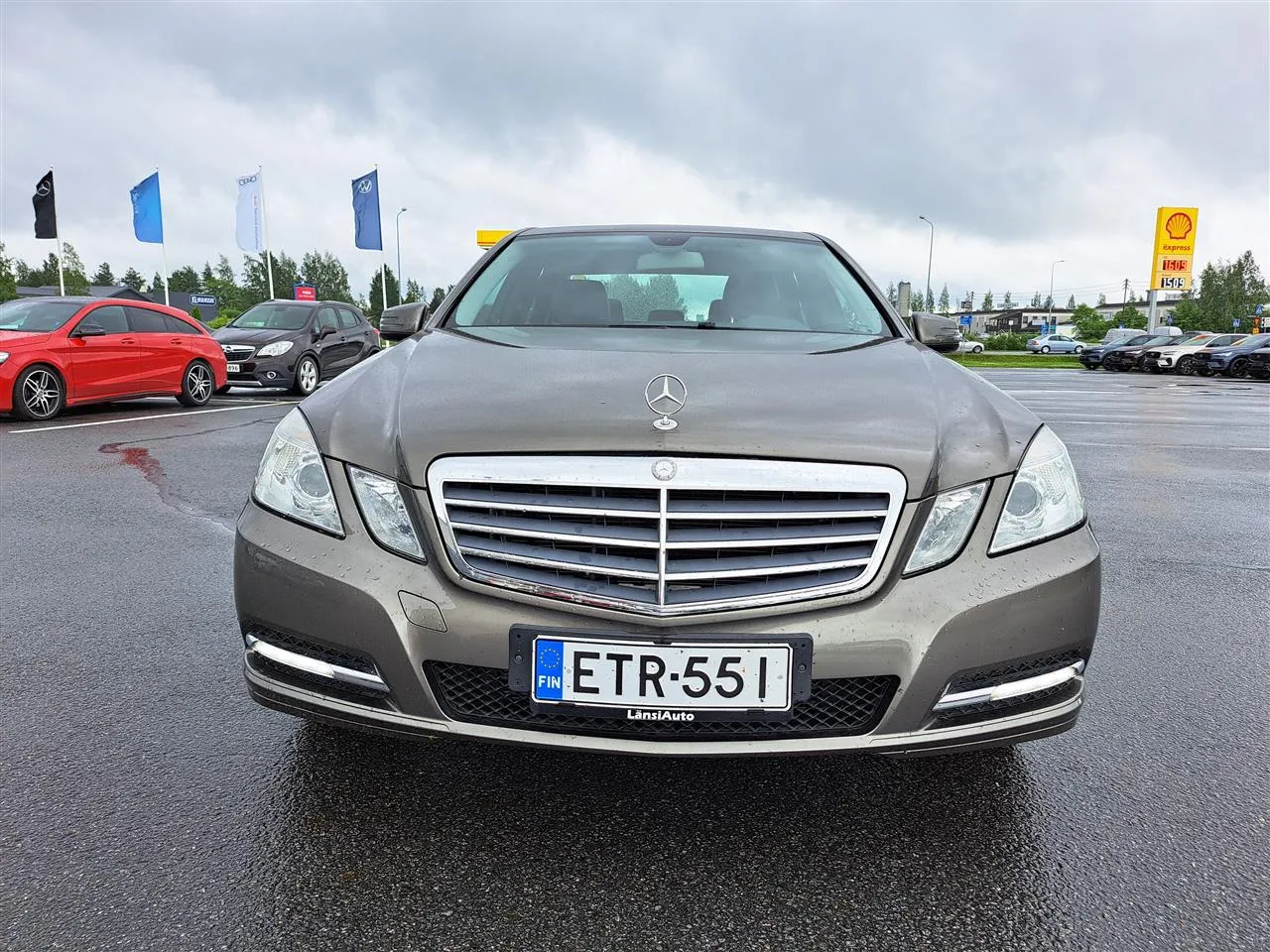 MERCEDES-BENZ E ETR-551 carousel image