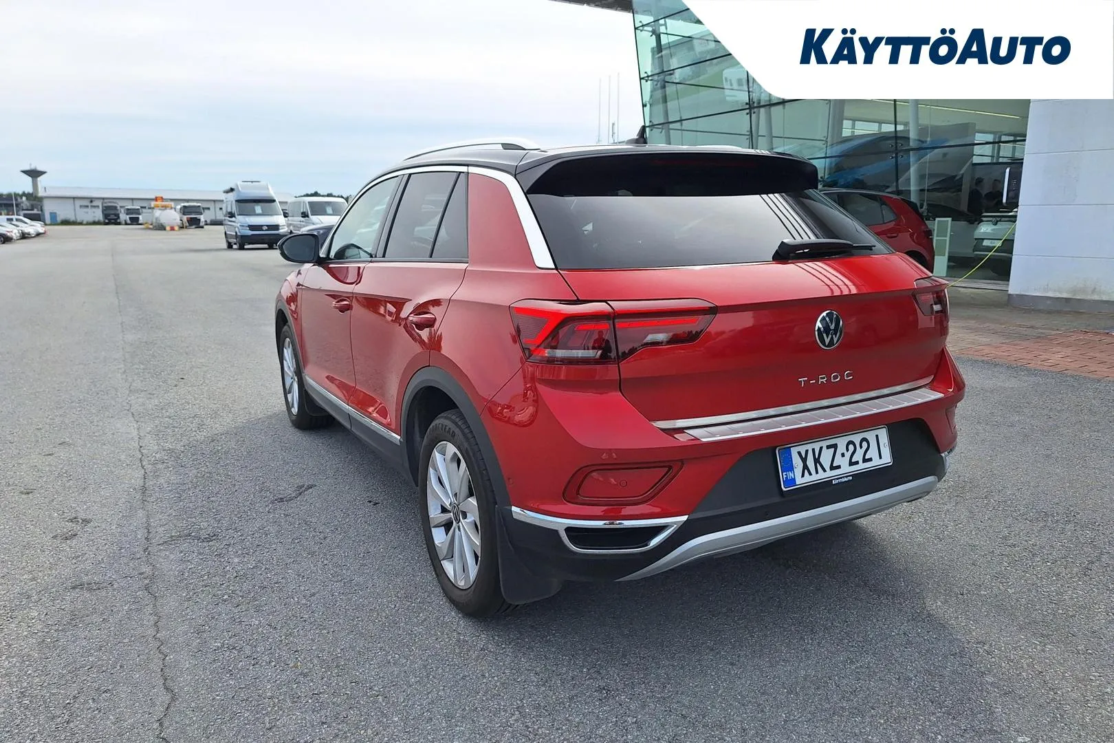 VOLKSWAGEN T-Roc XKZ-221 carousel image