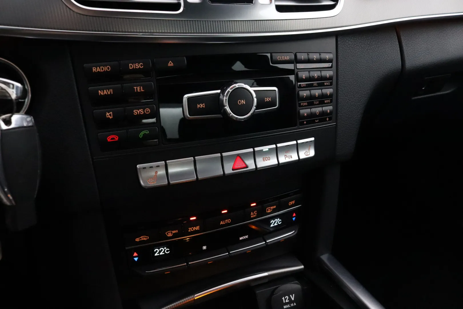 MERCEDES-BENZ E BUH-480 carousel image