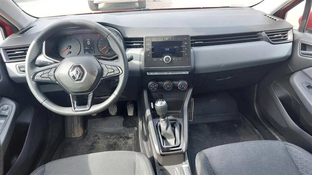 RENAULT Clio FOM-412 carousel image