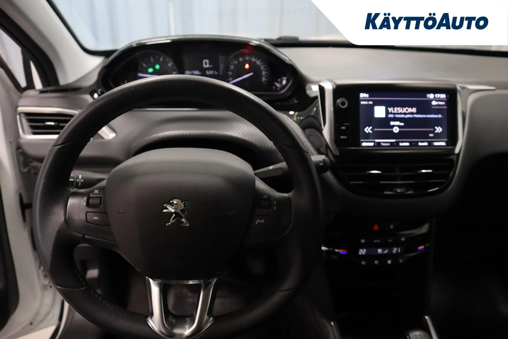 PEUGEOT 2008 CMJ-685 carousel image