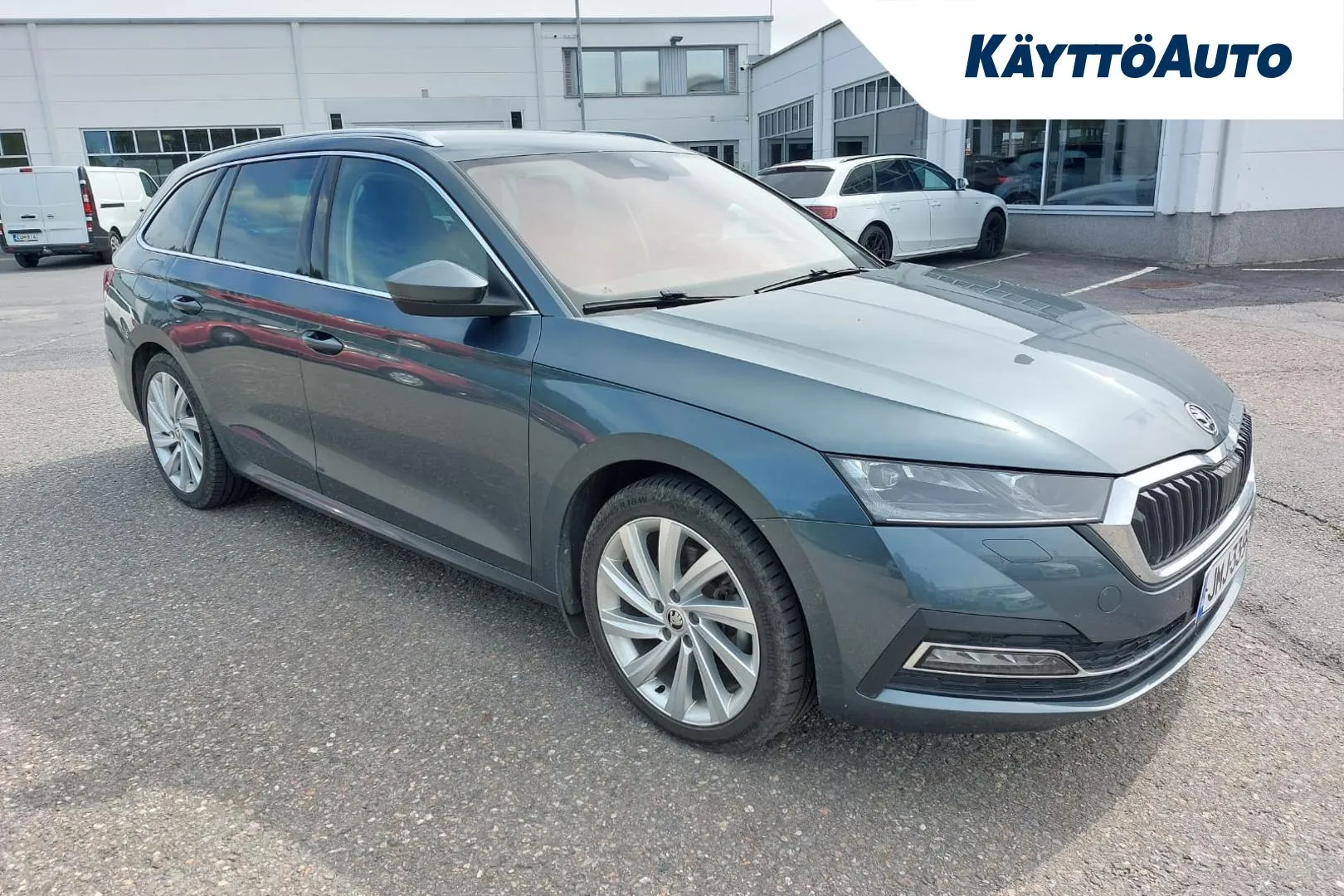 SKODA Octavia JMJ-339 carousel image
