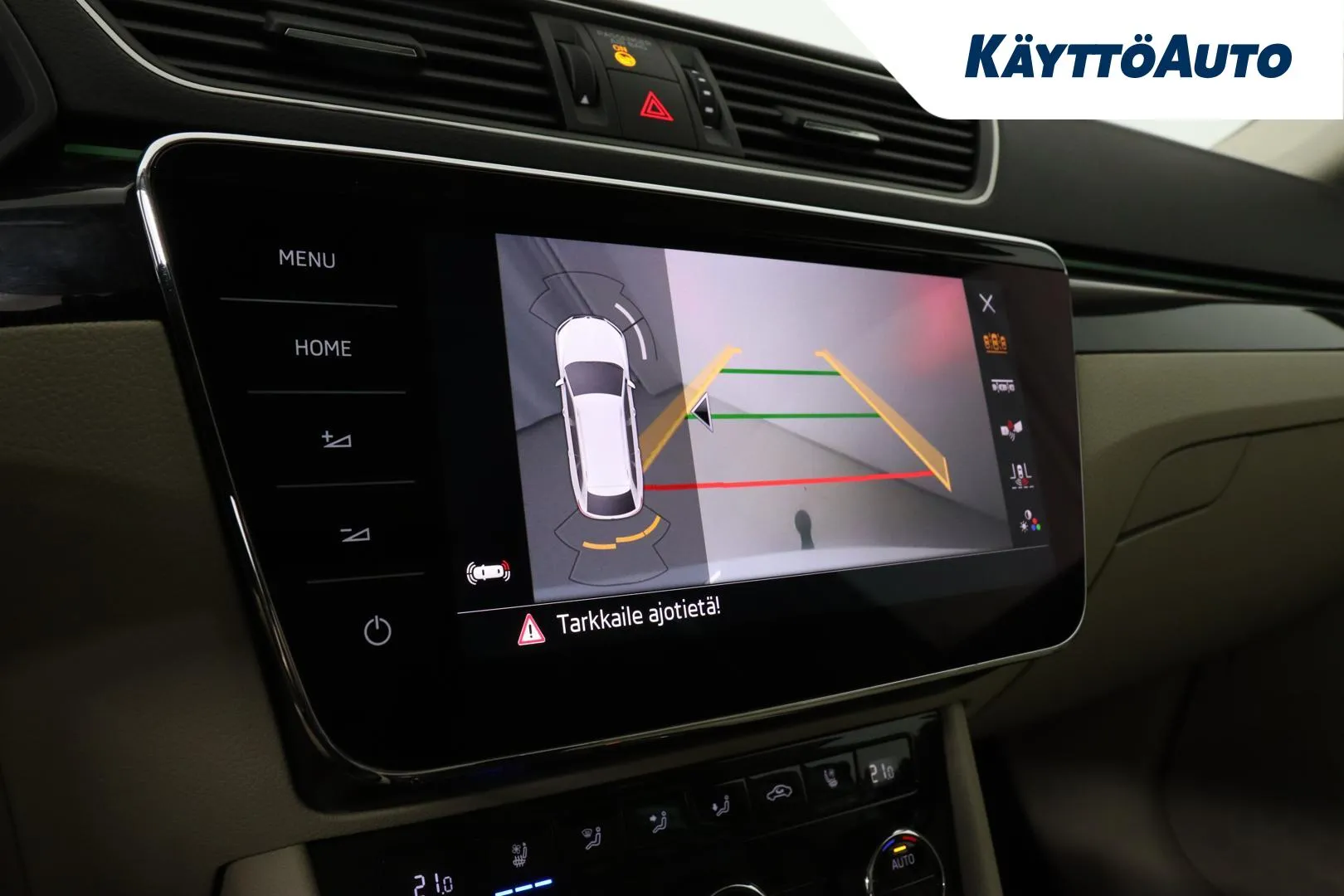 SKODA Superb RTP-153 carousel image