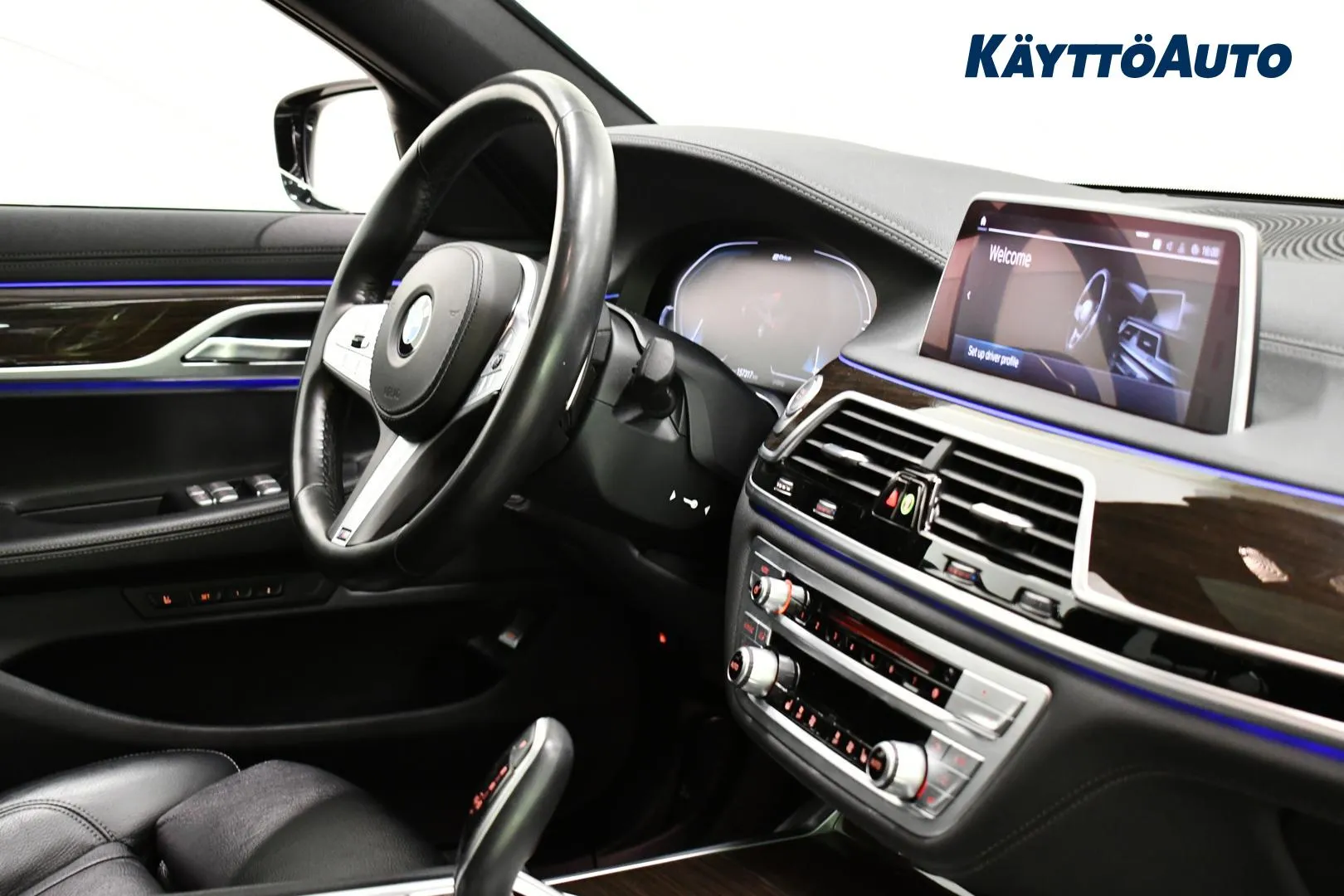 BMW 745 ERC-619 carousel image