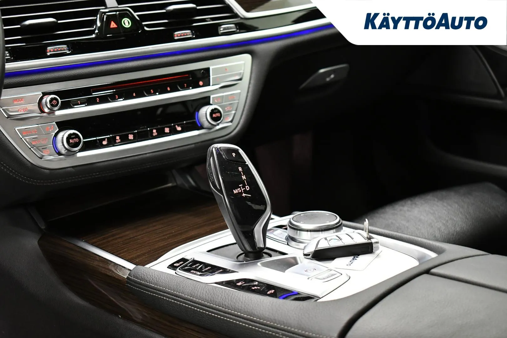 BMW 745 ERC-619 carousel image