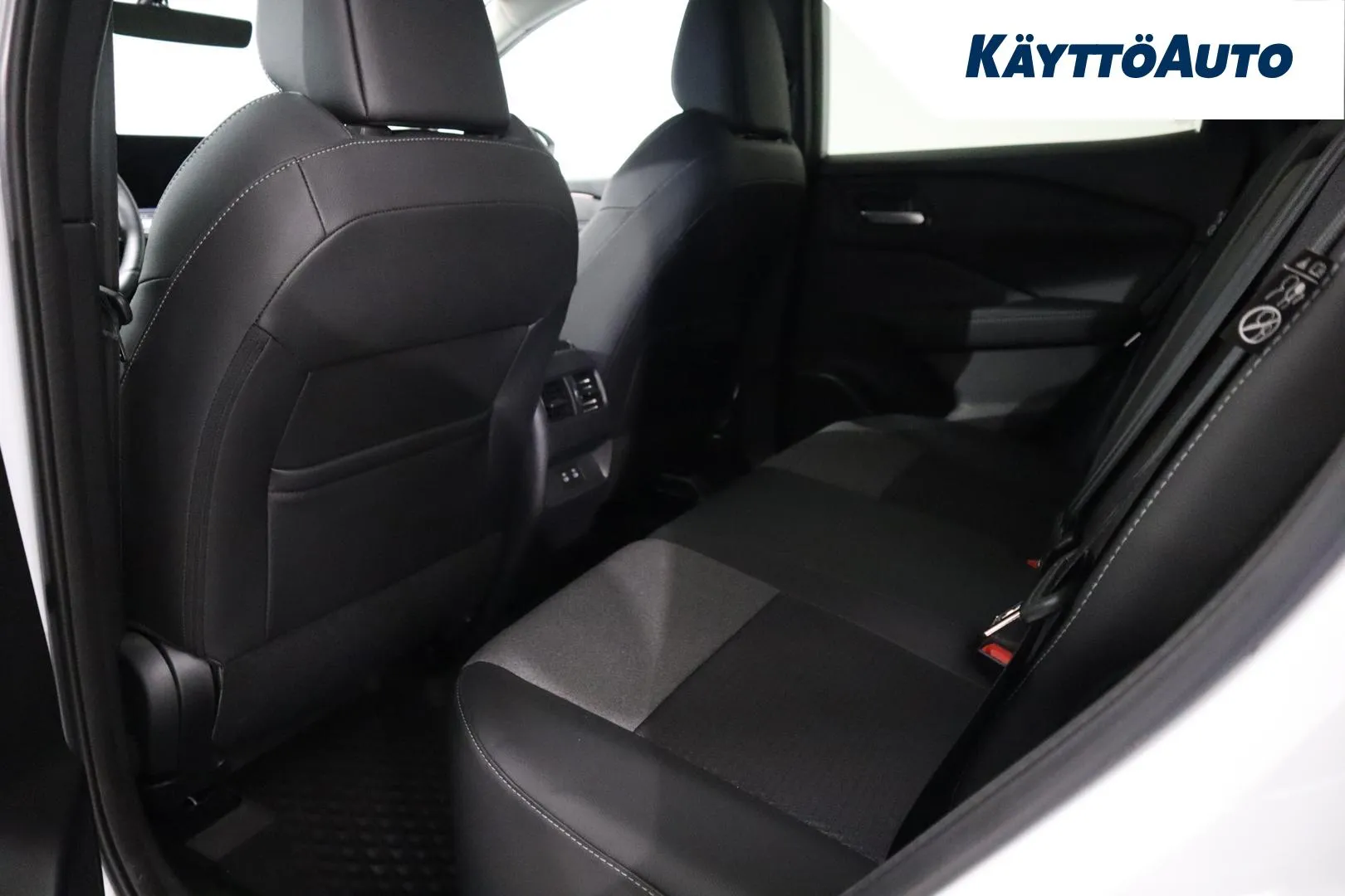 Nissan Qashqai KVV-279 carousel image