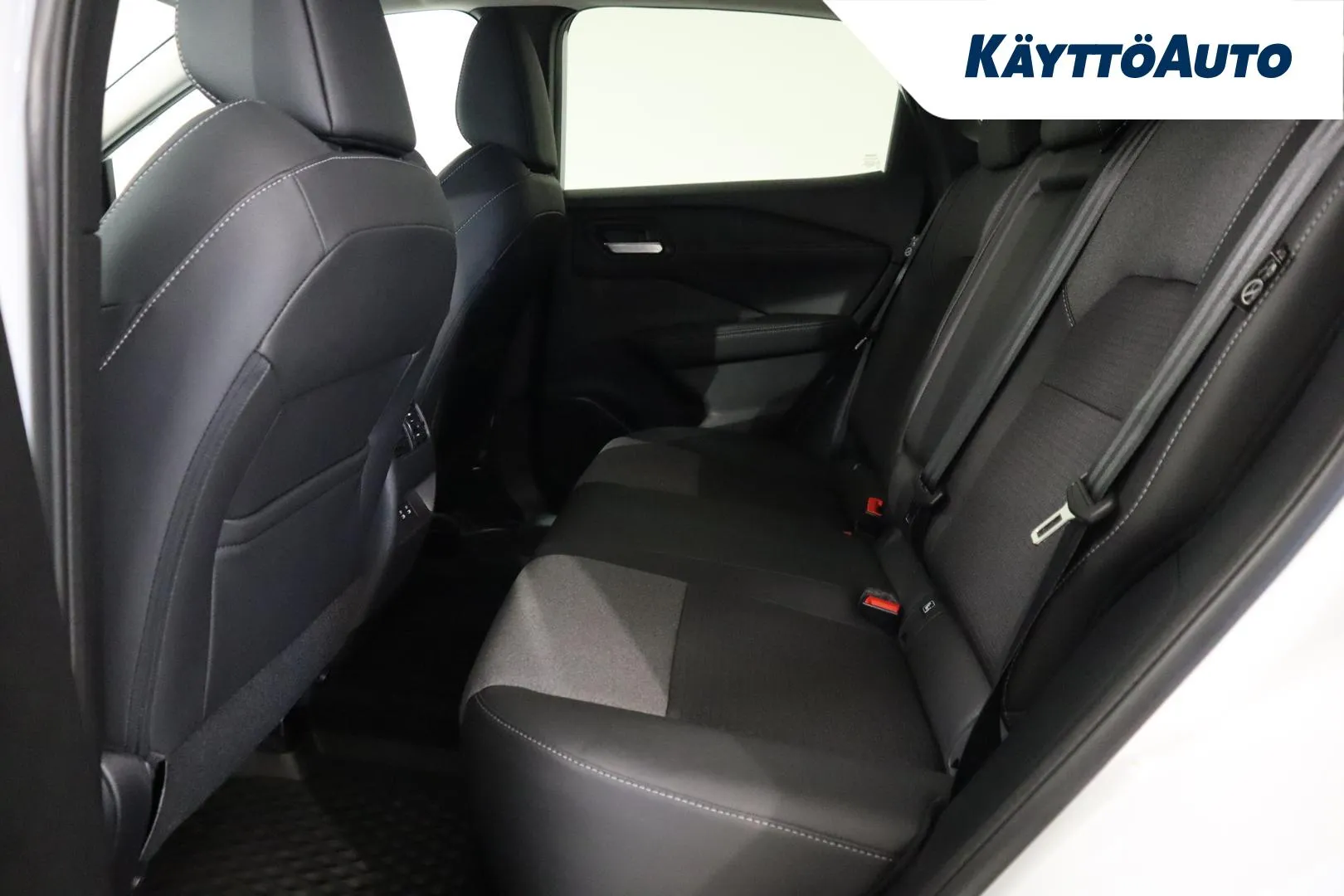 Nissan Qashqai KVV-279 carousel image