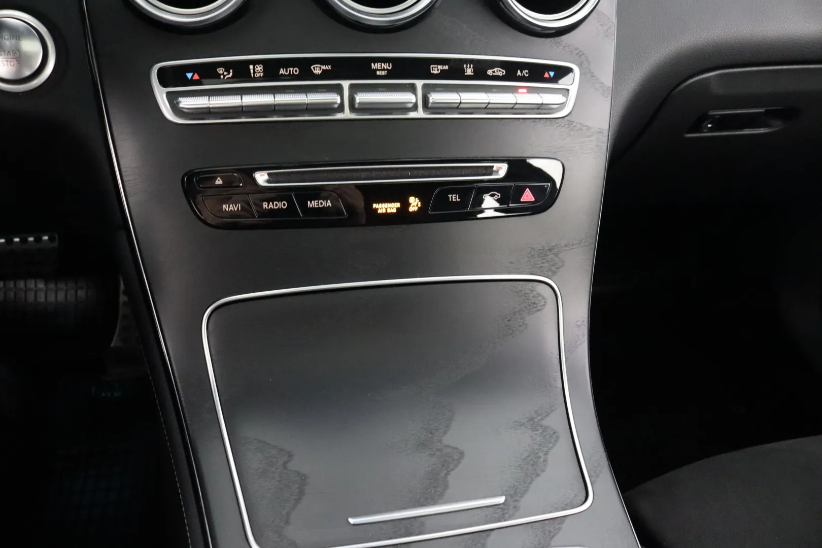 MERCEDES-BENZ GLC JLO-765 carousel image