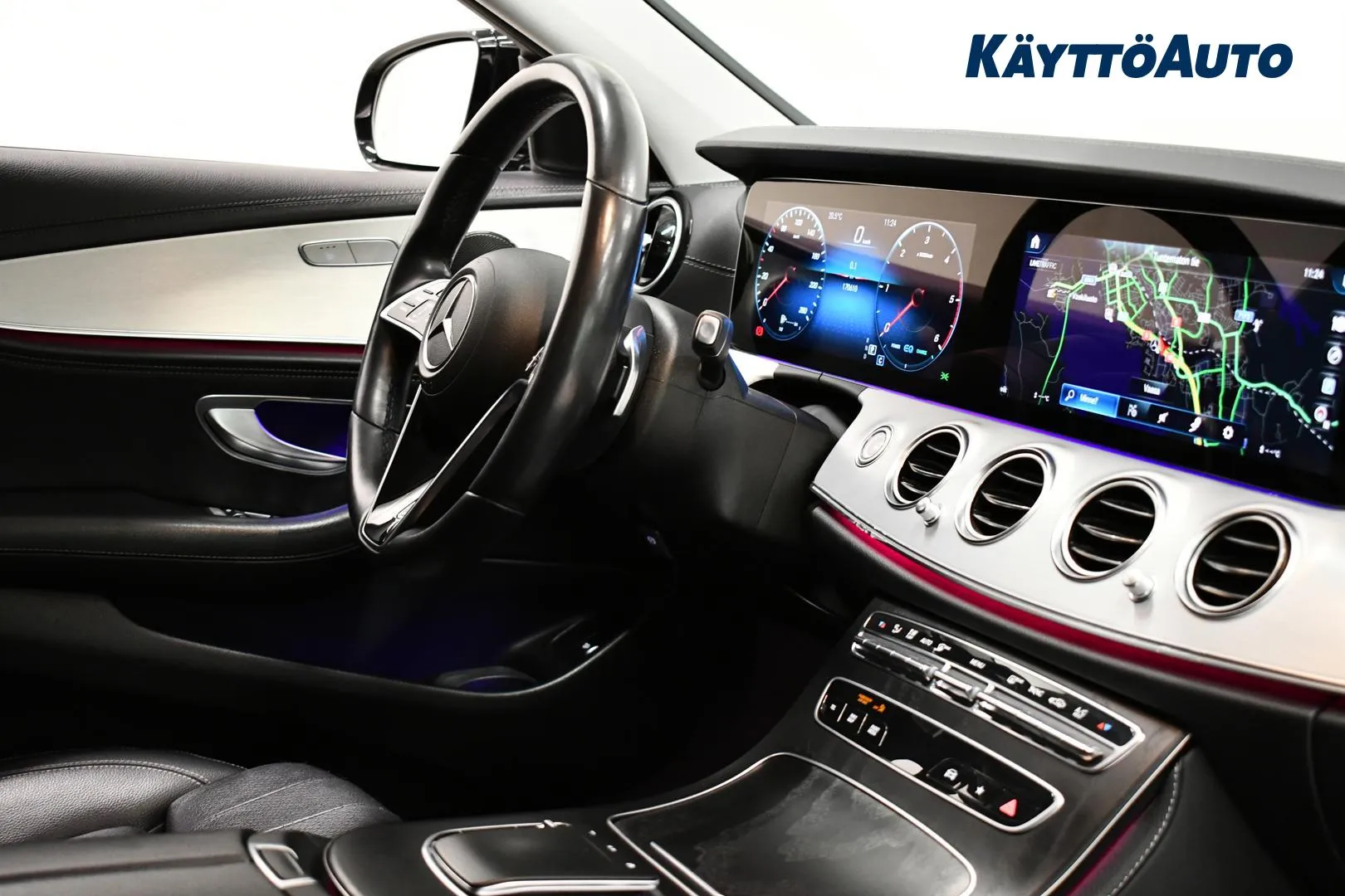 MERCEDES-BENZ E YKX-848 carousel image