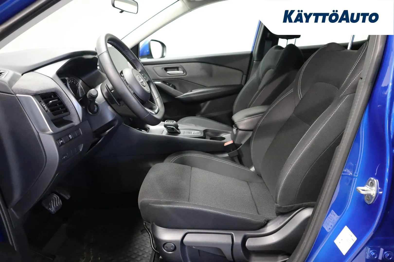 NISSAN Qashqai KVV-278 carousel image