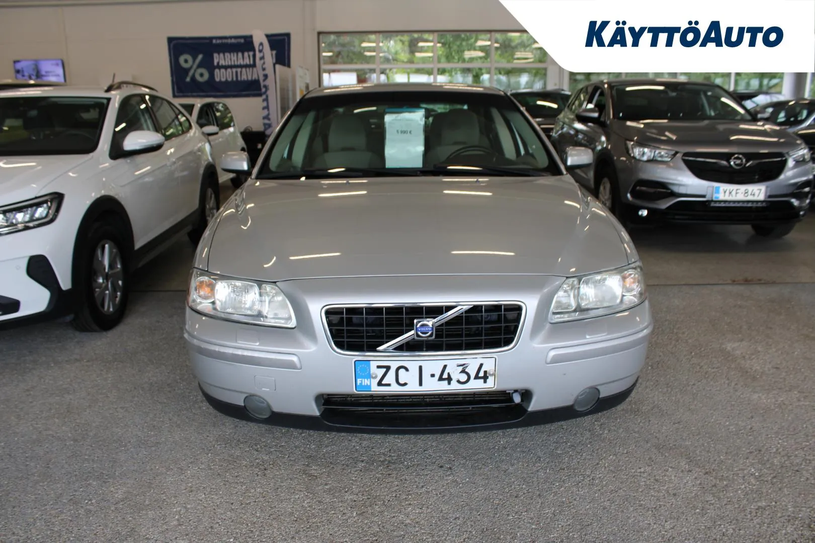 VOLVO S60 ZCI-434 carousel image