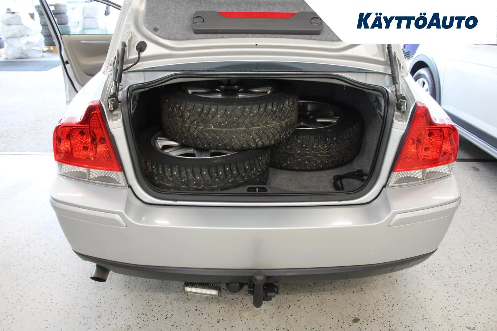 VOLVO S60 ZCI-434 carousel image