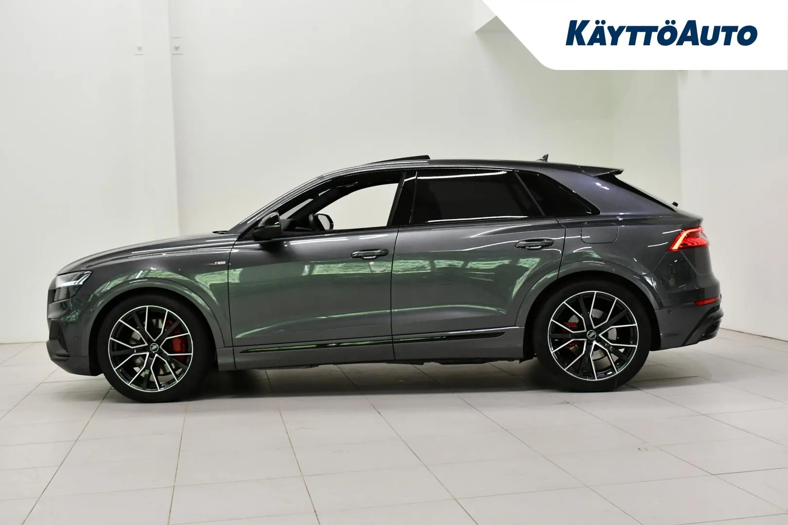 AUDI Q8 CPB-938 carousel image