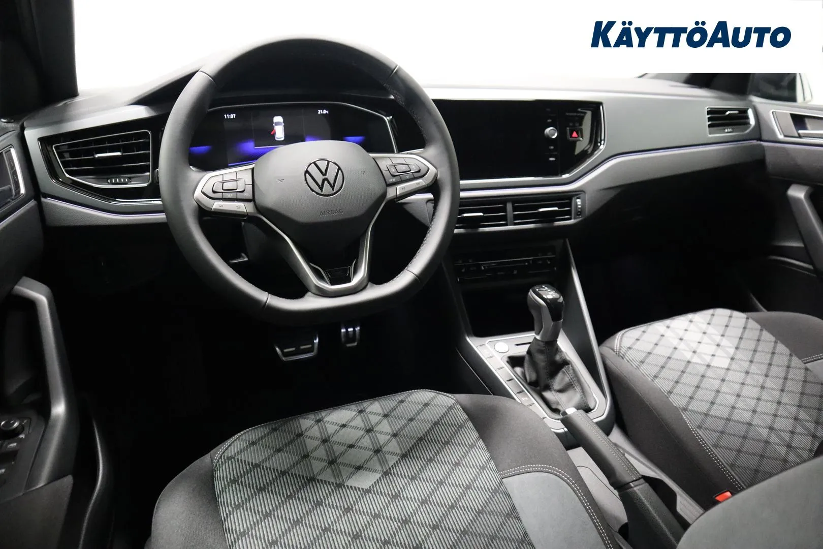 Volkswagen Taigo XTZ-194 carousel image