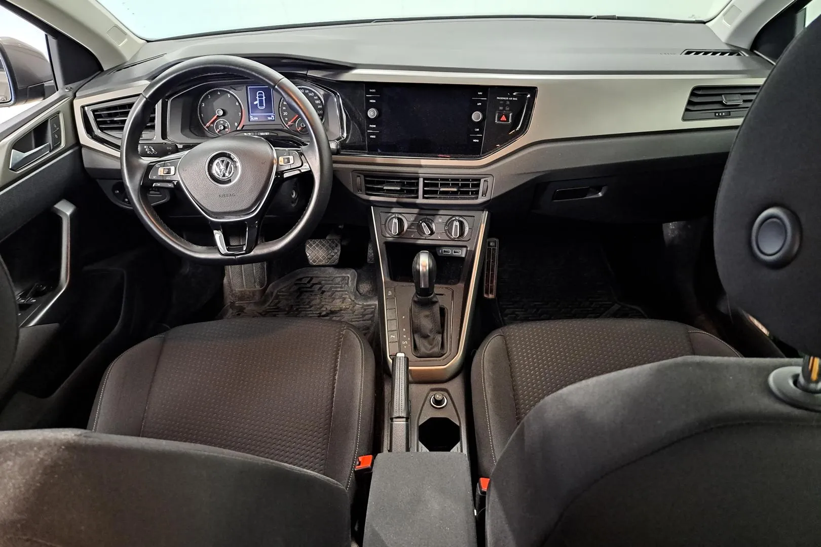 VOLKSWAGEN Polo FPT-996 carousel image