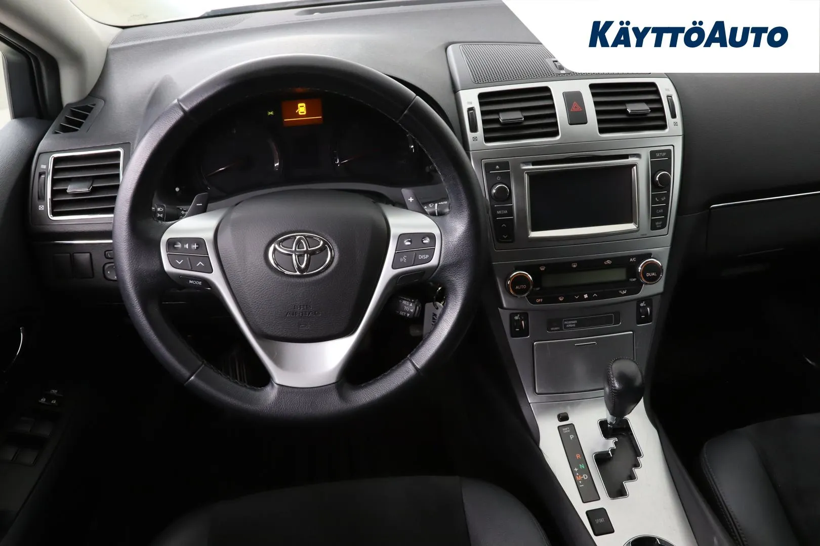 TOYOTA Avensis YIM-860 carousel image