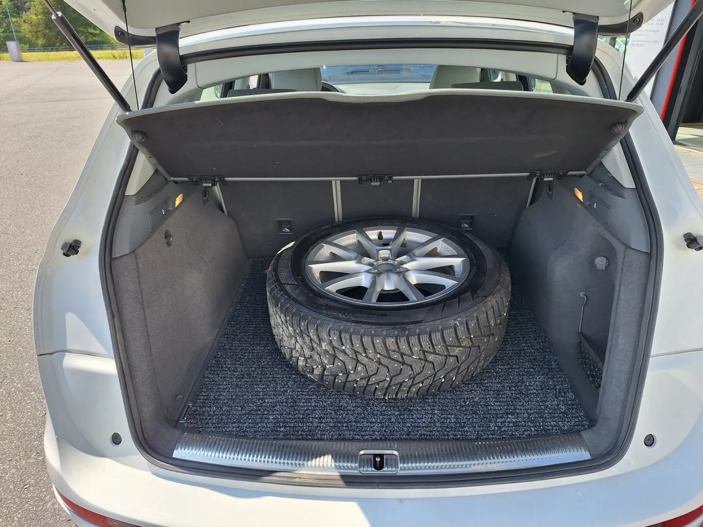 AUDI Q5 IMK-300 carousel image