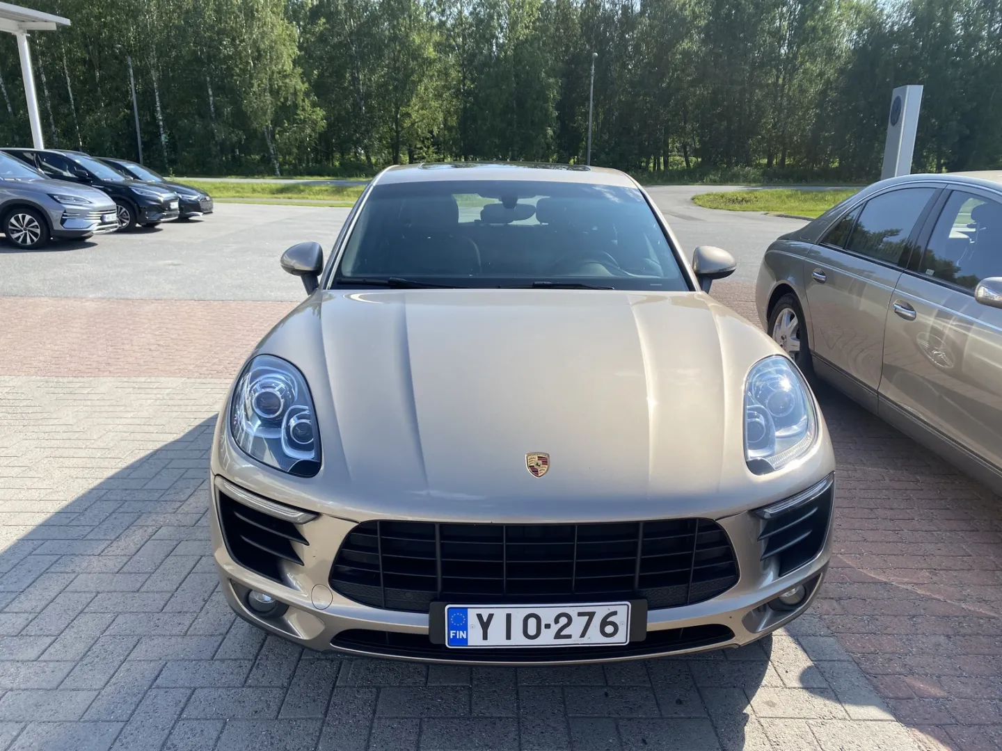 PORSCHE Macan YIO-276 carousel image