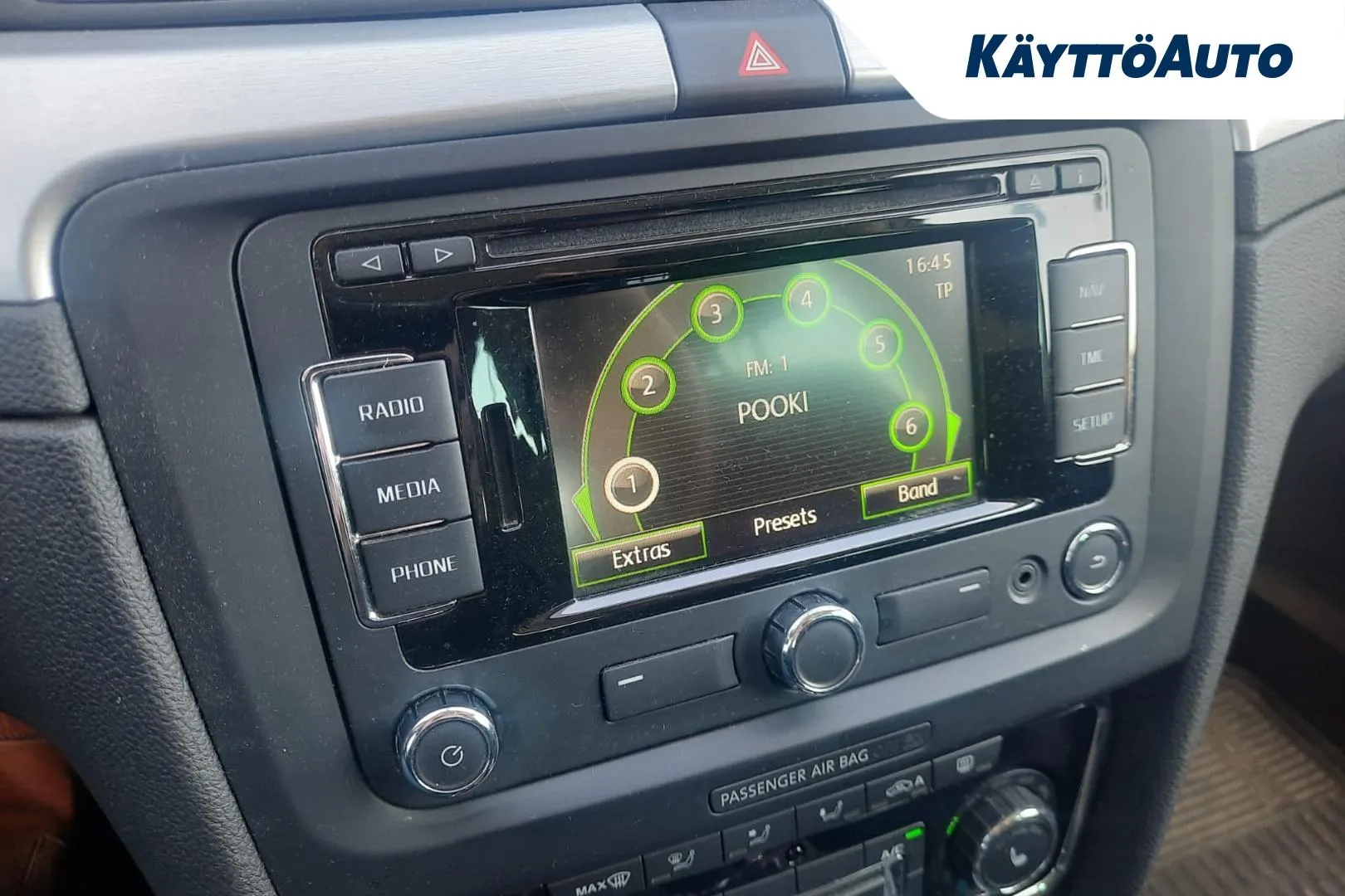 SKODA Superb CTK-163 carousel image