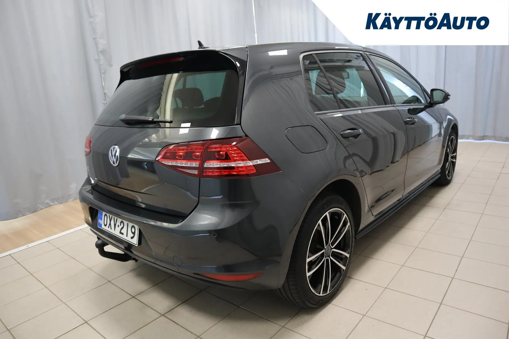 VOLKSWAGEN Golf OXV-219 carousel image