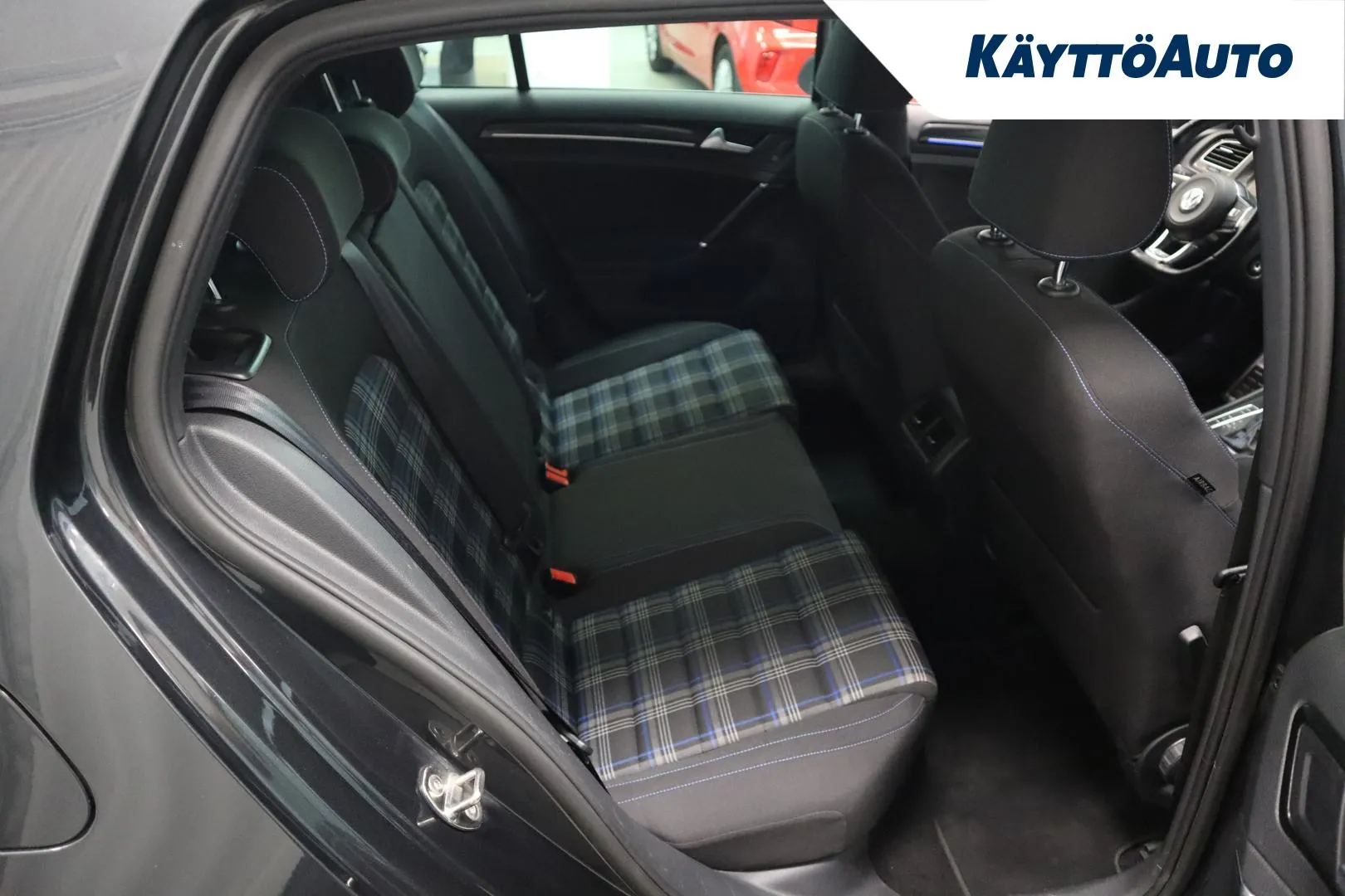 VOLKSWAGEN Golf OXV-219 carousel image