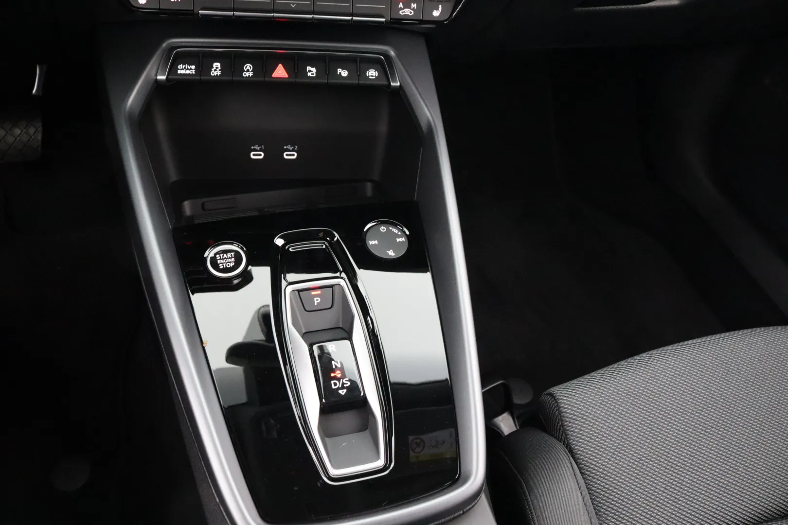 Audi A3 XUZ-432 carousel image