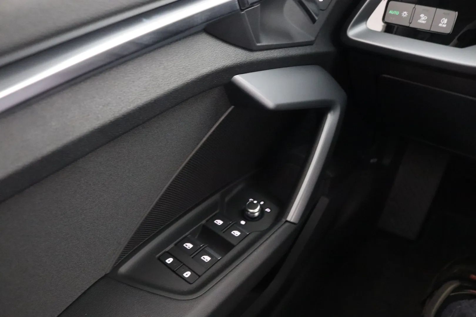 Audi A3 XUZ-432 carousel image