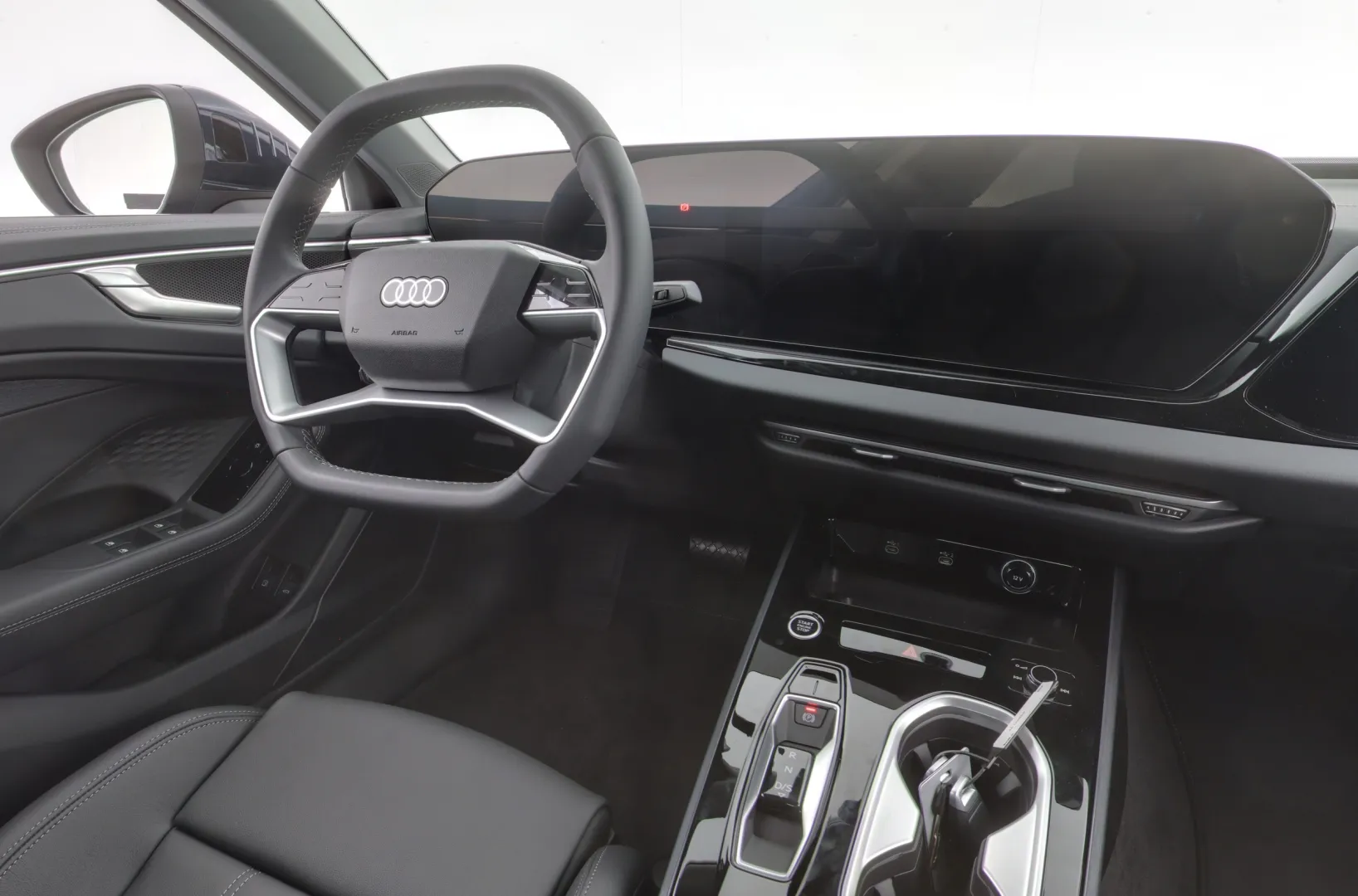 Audi A6 XVZ-513 carousel image