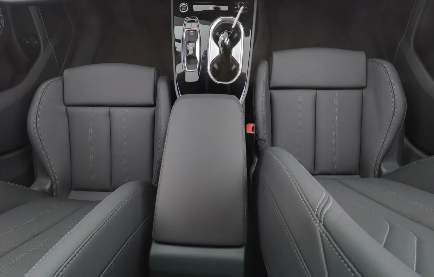 Audi A6 XVZ-513 carousel image