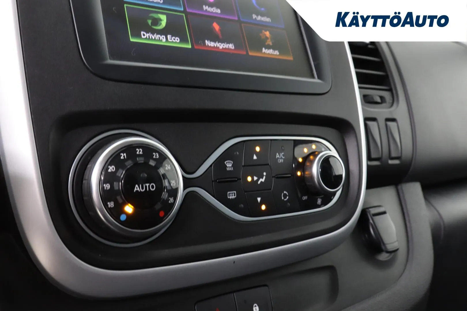 NISSAN NV300 FPV-653 carousel image