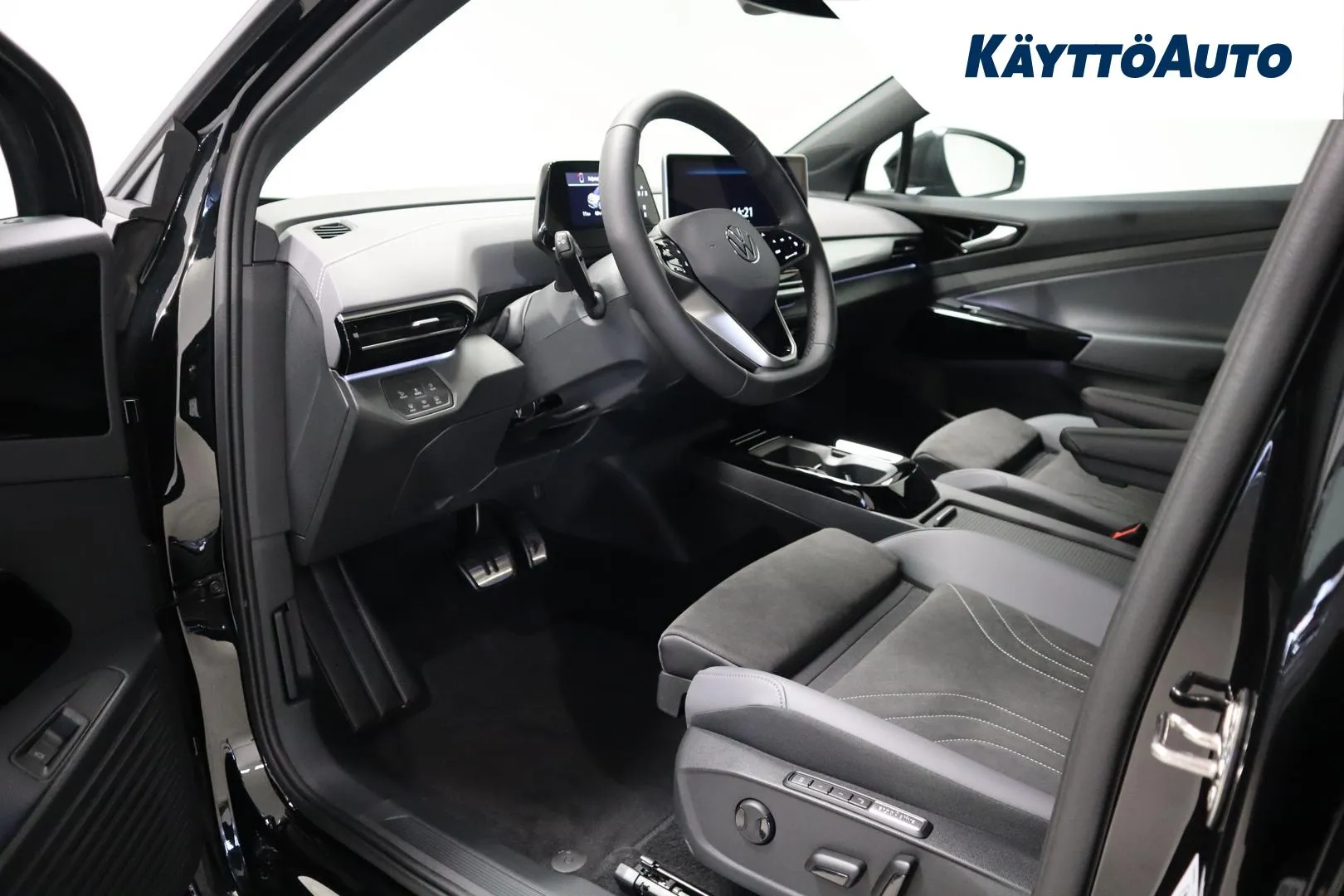 Volkswagen ID.4 XUZ-740 carousel image