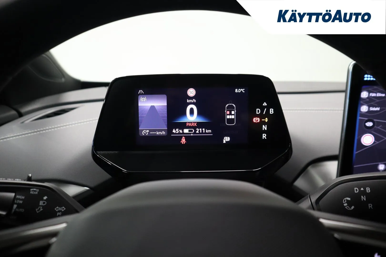 Volkswagen ID.4 XUZ-740 carousel image