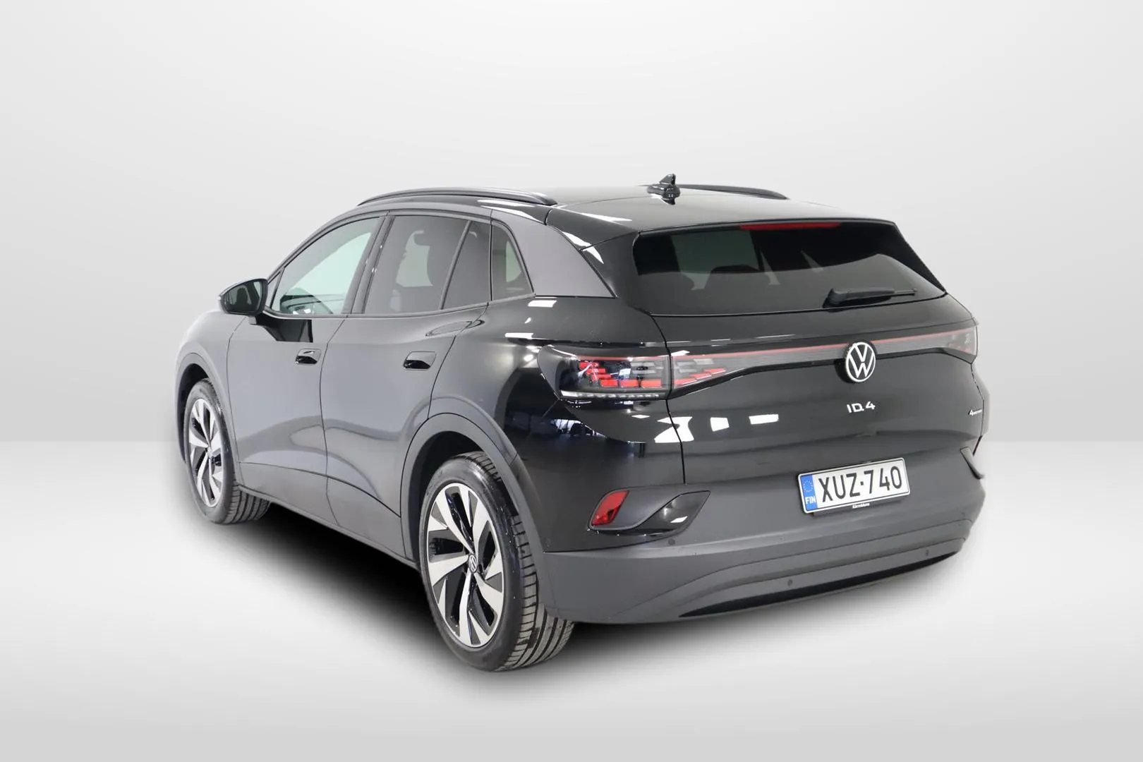 Volkswagen ID.4 XUZ-740 carousel image