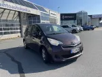 Toyota Verso-S CIJ-558 carousel thumbs