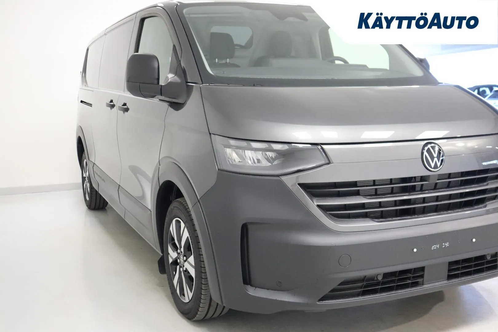 Volkswagen Transporter XYR-770 carousel image