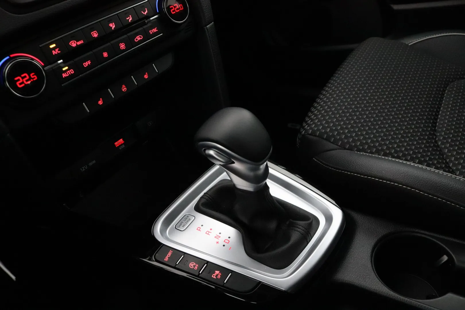 KIA Ceed OZB-937 carousel image