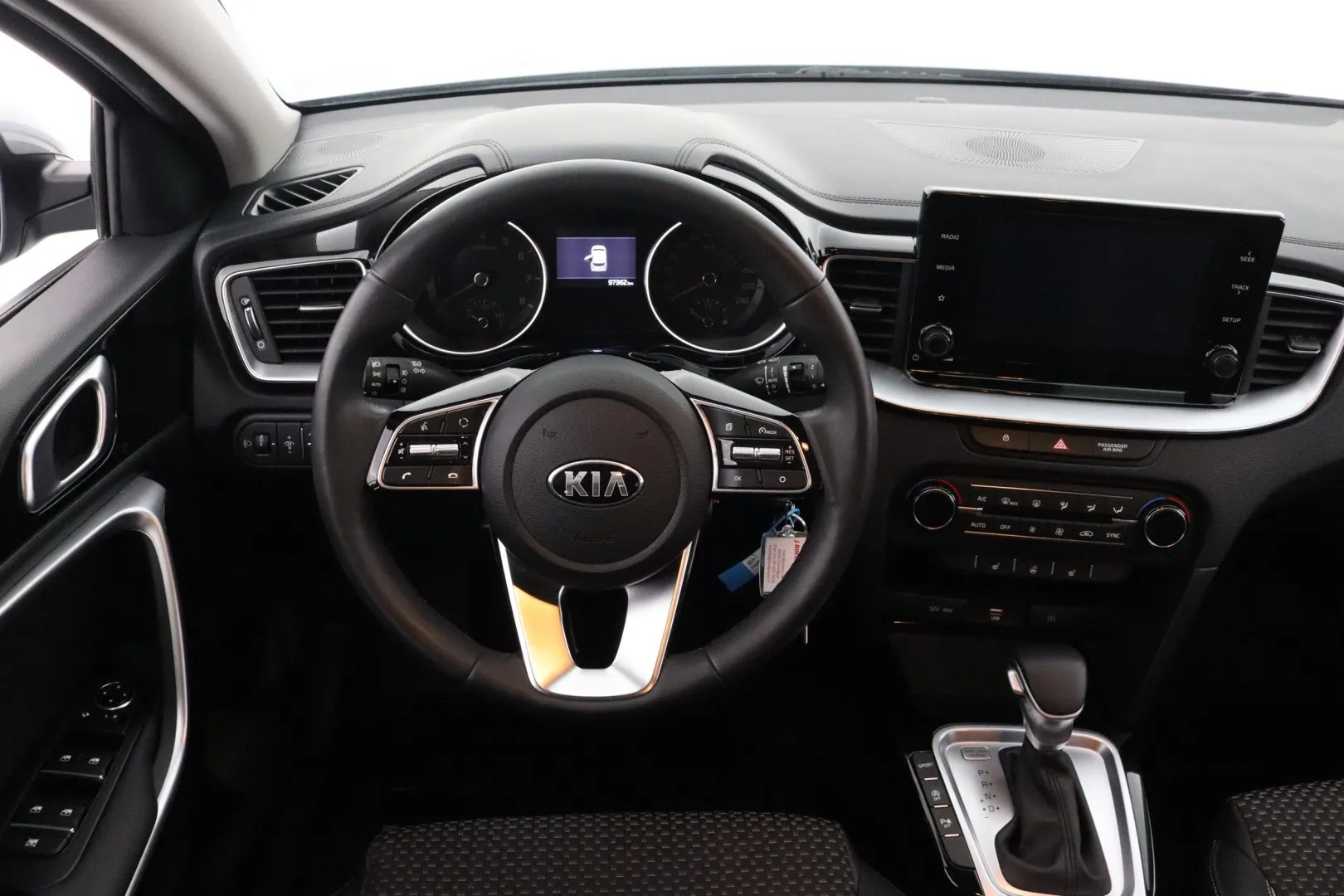 KIA Ceed OZB-937 carousel image
