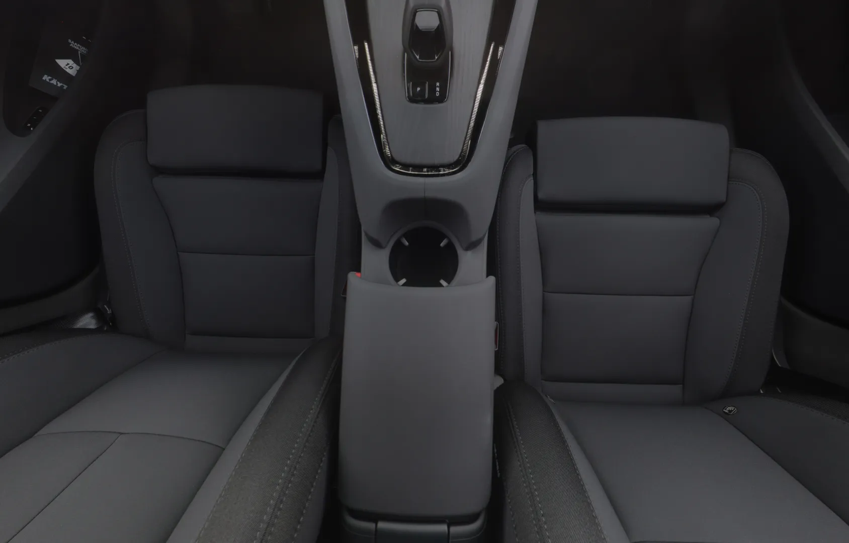 POLESTAR 2 ZPK-645 carousel image