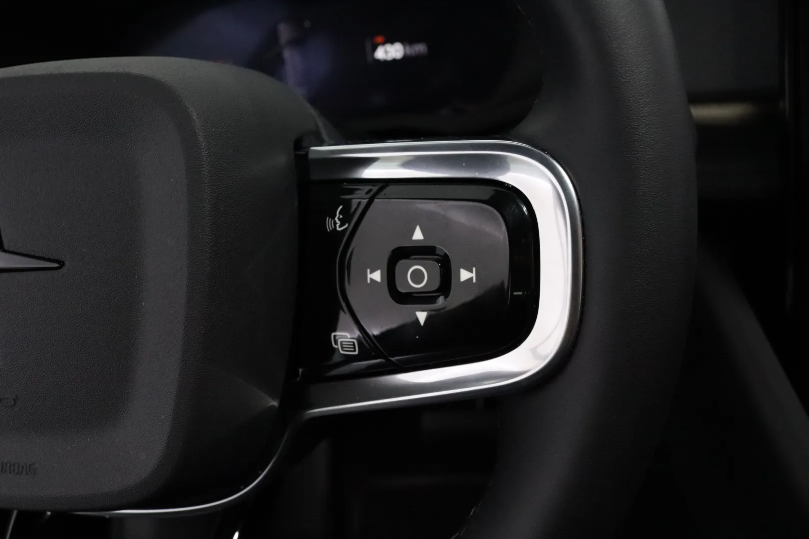 POLESTAR 2 ZPK-645 carousel image