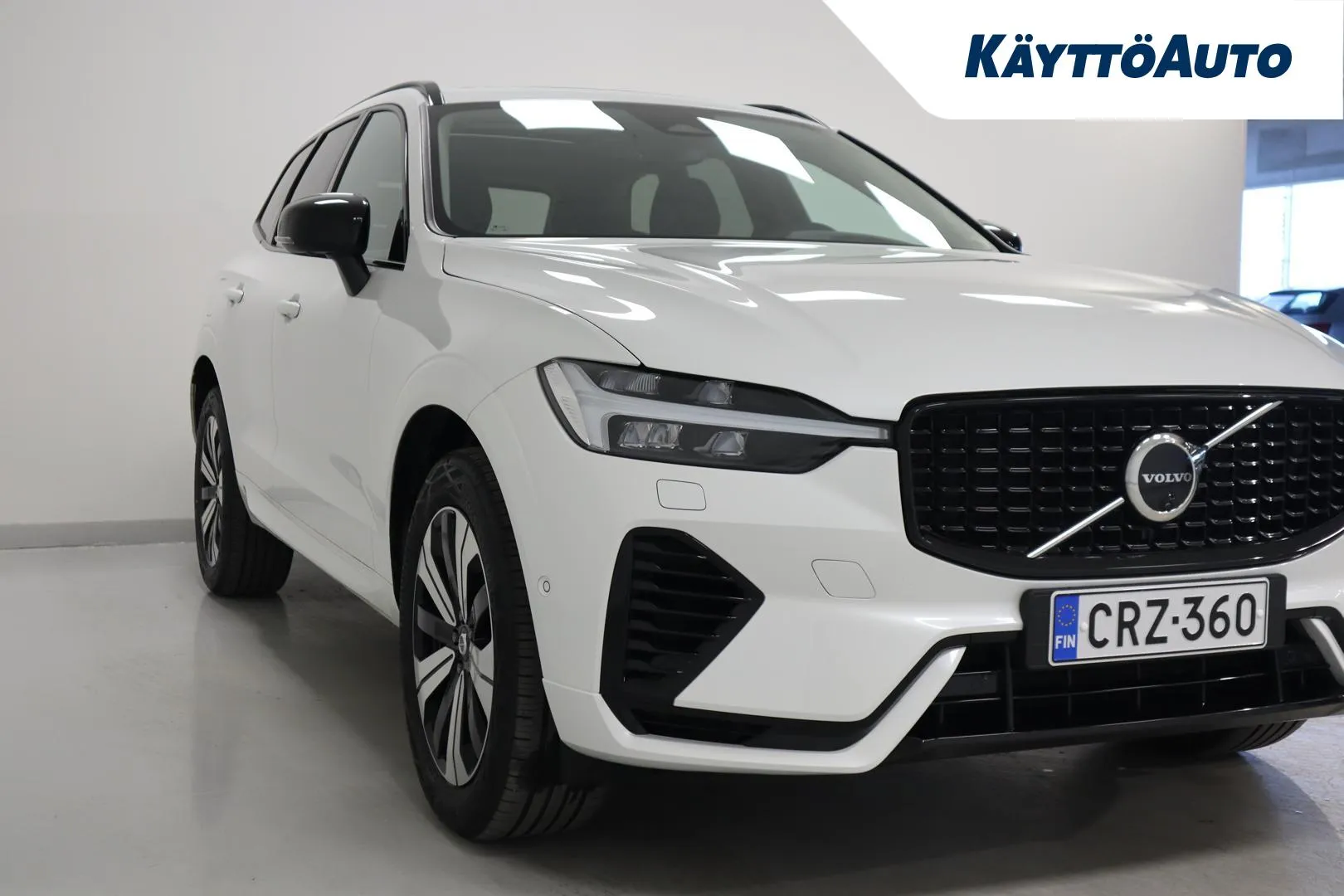 VOLVO XC60 CRZ-360 carousel image