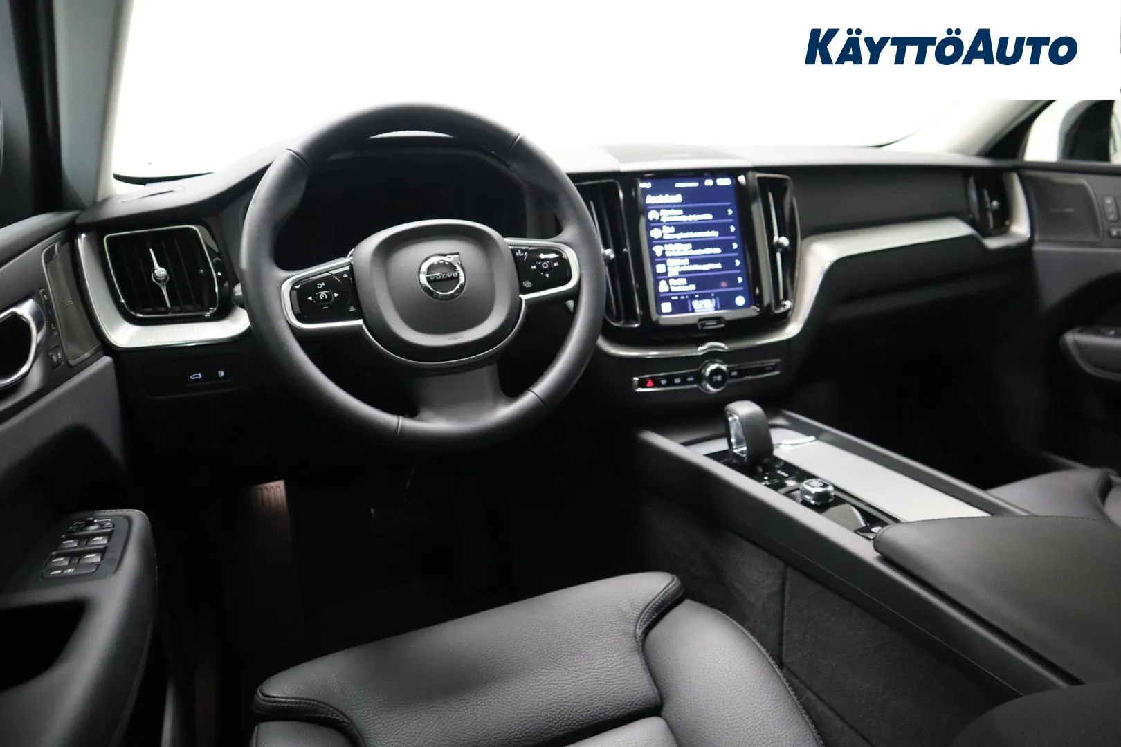VOLVO XC60 CRZ-360 carousel image