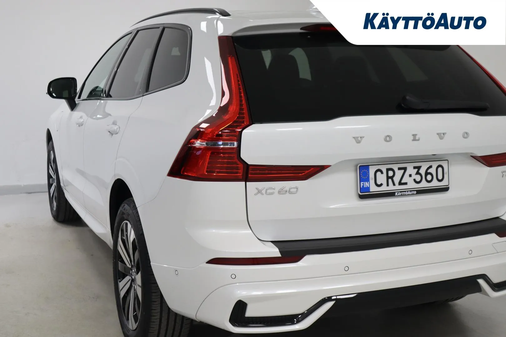VOLVO XC60 CRZ-360 carousel image
