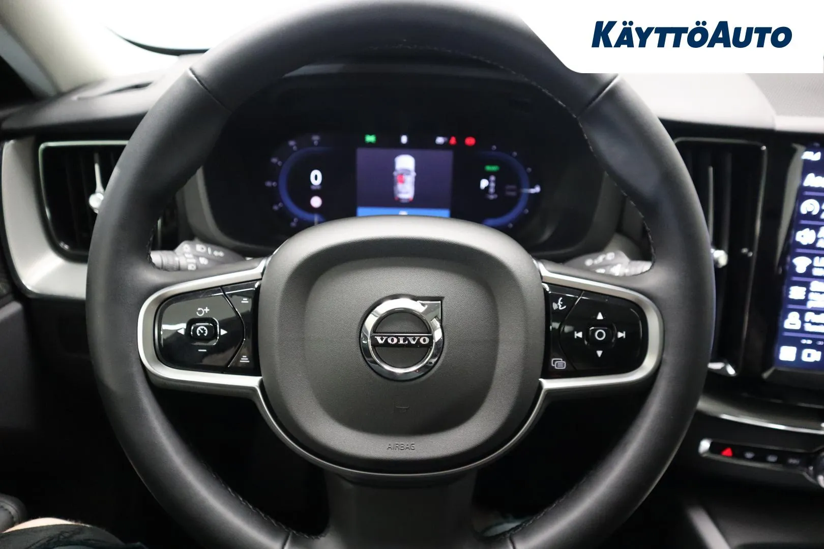 VOLVO XC60 CRZ-360 carousel image