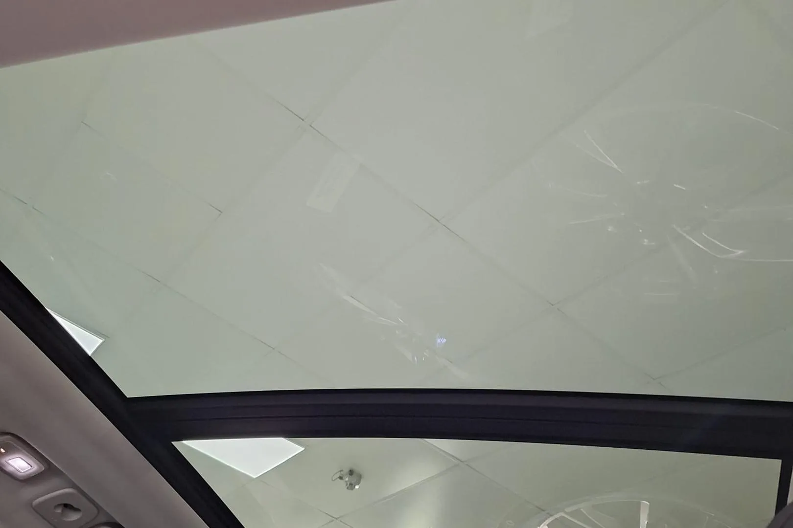 Volvo XC60 CRZ-360 carousel image
