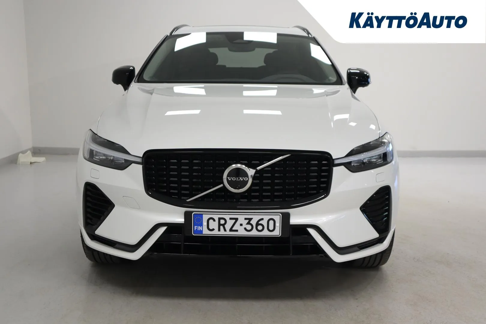 VOLVO XC60 CRZ-360 carousel image