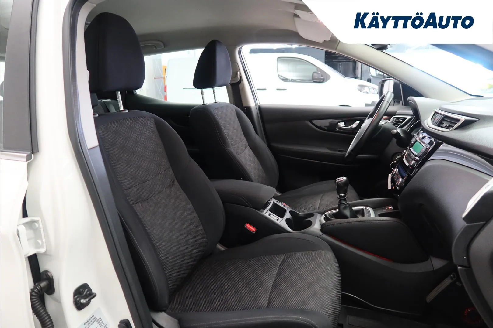 Nissan Qashqai VXY-507 carousel image
