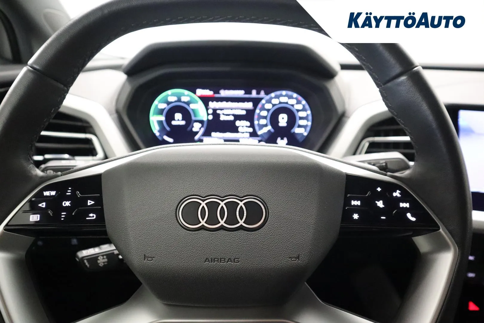AUDI Q4 e-tron YXV-341 carousel image