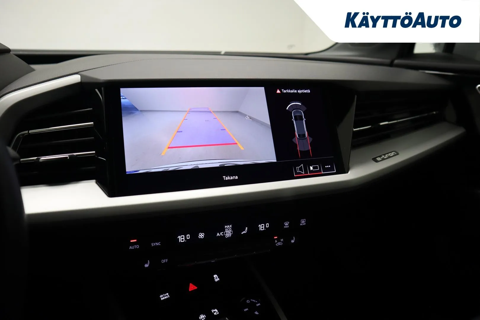 AUDI Q4 e-tron YXV-341 carousel image